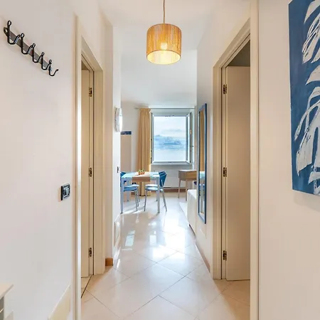 Apartment Indaco Sul Mare Fronte Mare/ Passeggiata Diano Marina