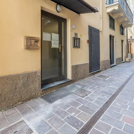 Apartment Indaco Sul Mare Fronte Mare/ Passeggiata Diano Marina