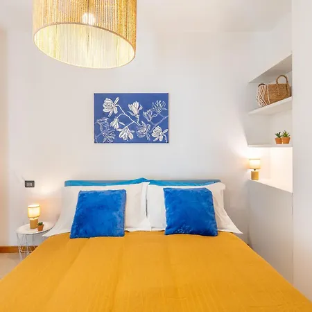 Apartment Indaco Sul Mare Fronte Mare/ Passeggiata Diano Marina
